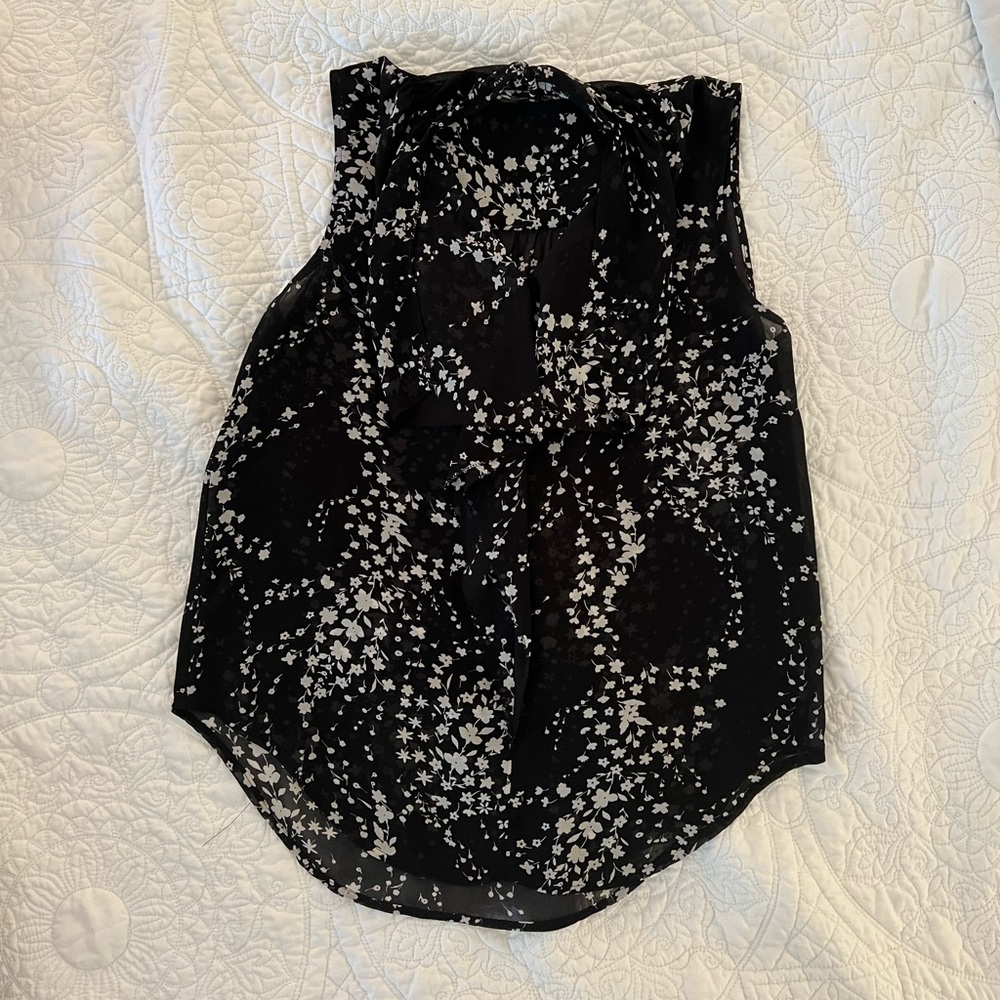 Sleeveless Blouse